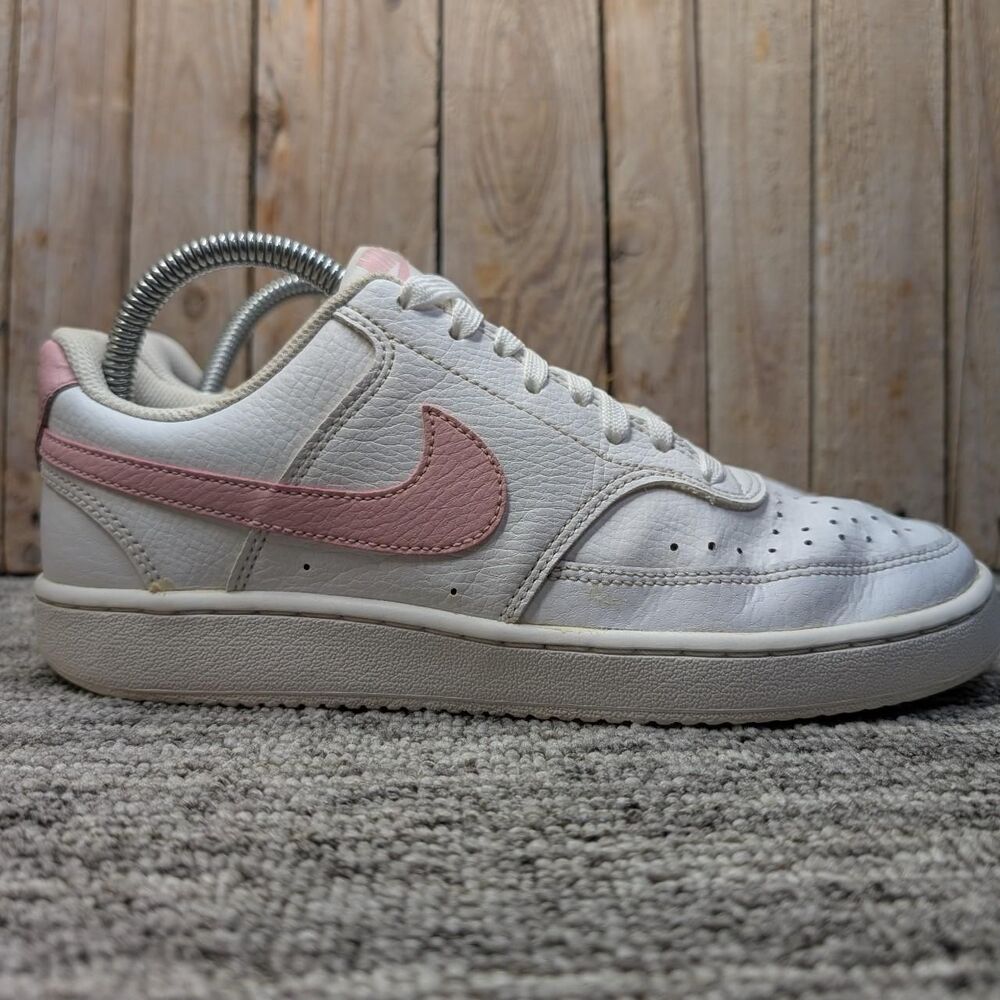 Nike Court Vision Low in White/Pink Size 7.5 Women